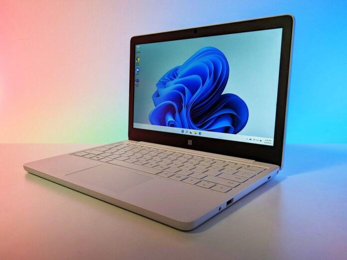 Microsoft Surface SE 11.6″ Laptop (2022) Celeron N4120 8GB RAM 128GB SSD Win11 SE (Open Box) for $189