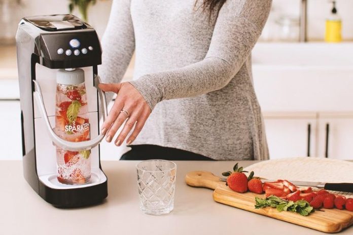 Carbonator (2 FREE Tanks) & Gift Box for $129